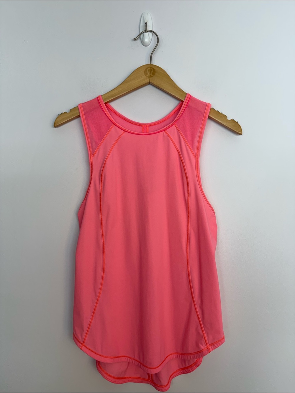 Lululemon Sculpt Tank Flash Light Size 2 Neon Pink